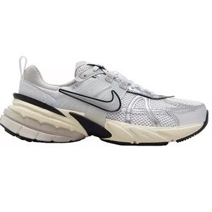 Nike Women's V2K Run Shoes